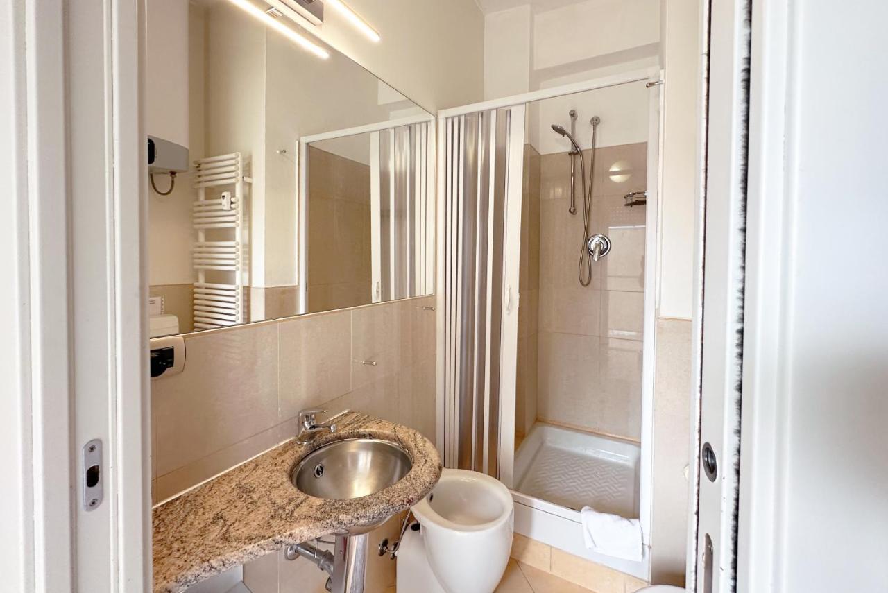 Apartamento La Casa Di Paola E Betti Alba  Exterior foto